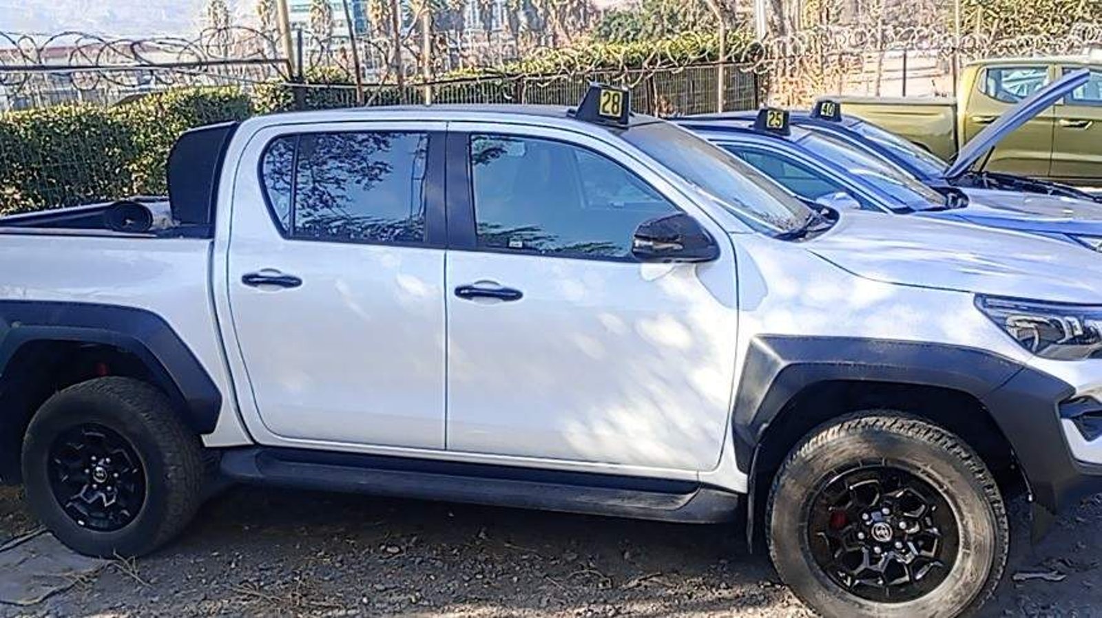 Toyota Hilux 2.8 Gr-s Diesel 4x4 Dob. Cab. At 4p 2024 - Foto 3 de 8