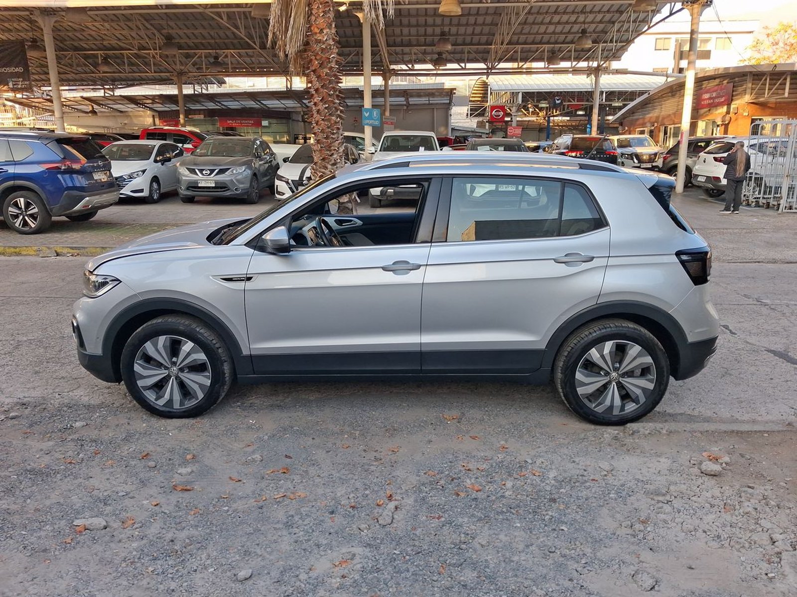 Volkswagen T-cross 1.6 Msi Highline 4x2 At6 5p 2020 - Foto 4 de 8
