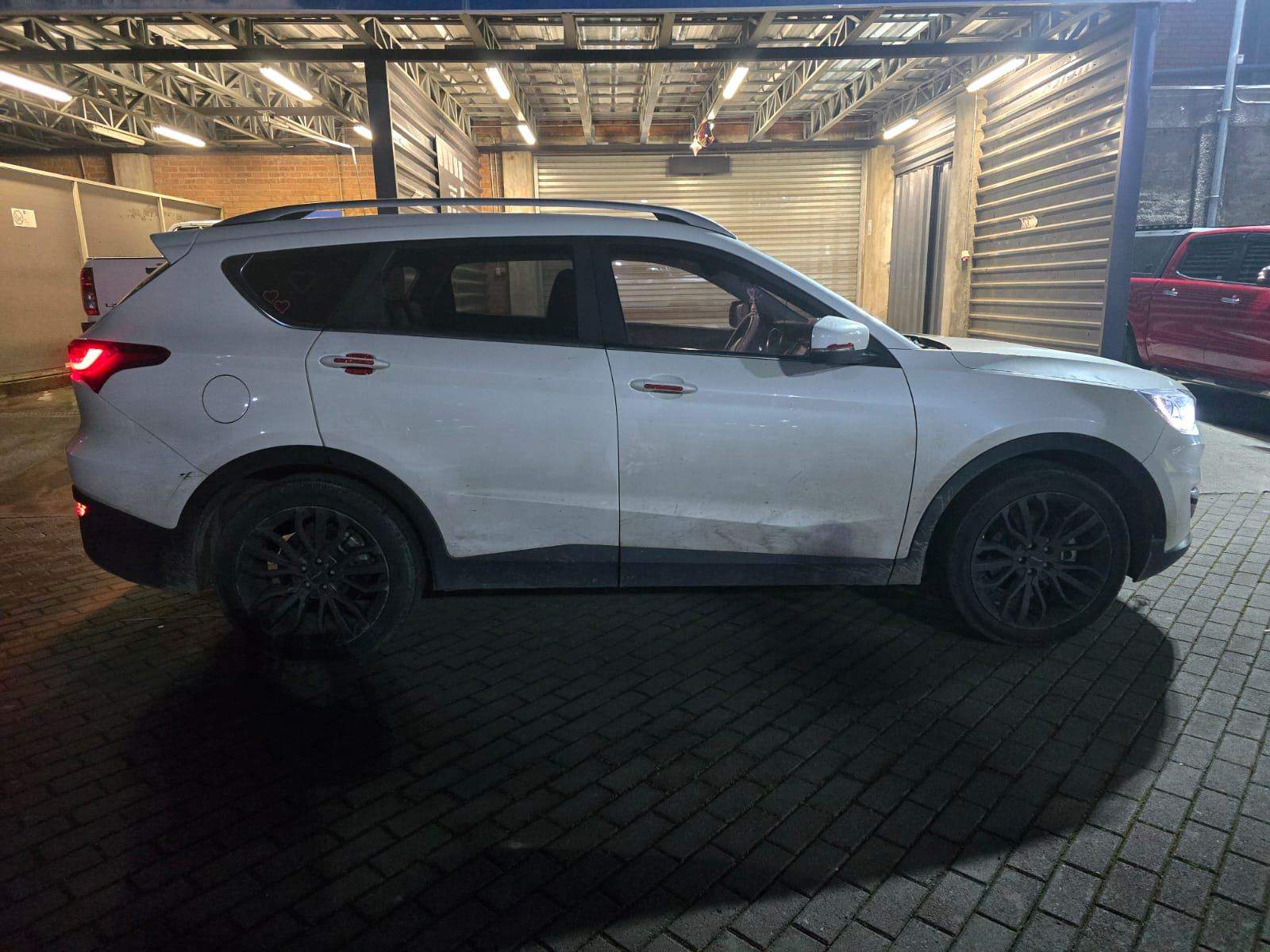 Jetour X70 1.5t Gls 4x2 Mt 5p 2022 - Foto 3 de 5