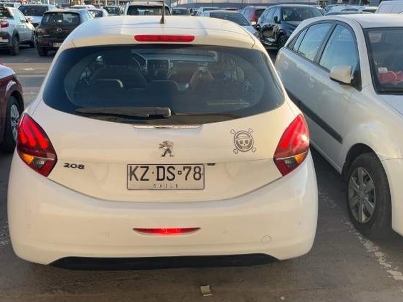 Peugeot 208 1.2 Active Pack Puretech 4x2 82hp Mt 5p 2019 - Imagen 5 de 5