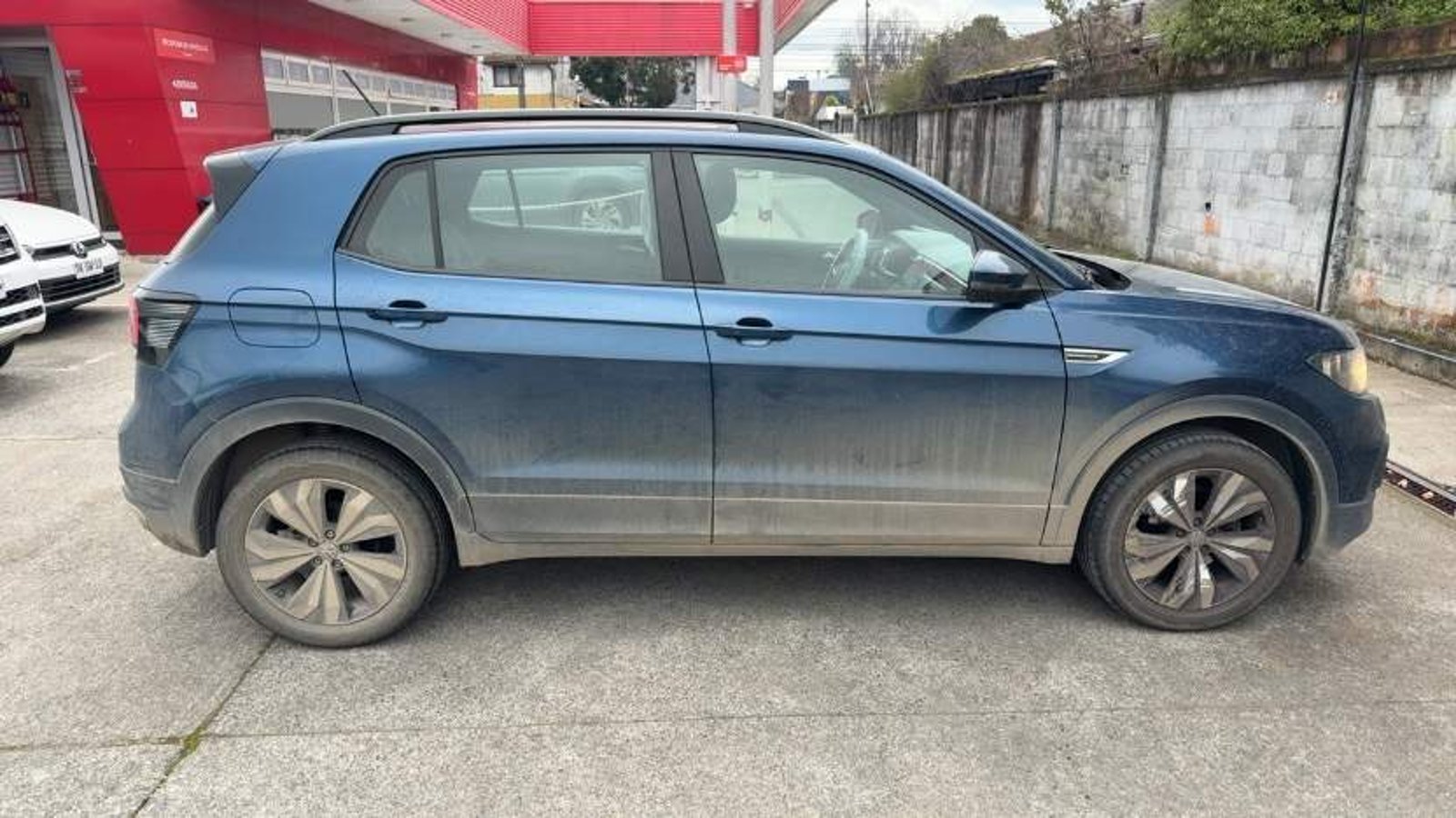 Volkswagen T-cross 1.0 Tsi Comfortline 4x2 6at 5p 2024 - Imagen 3 de 5