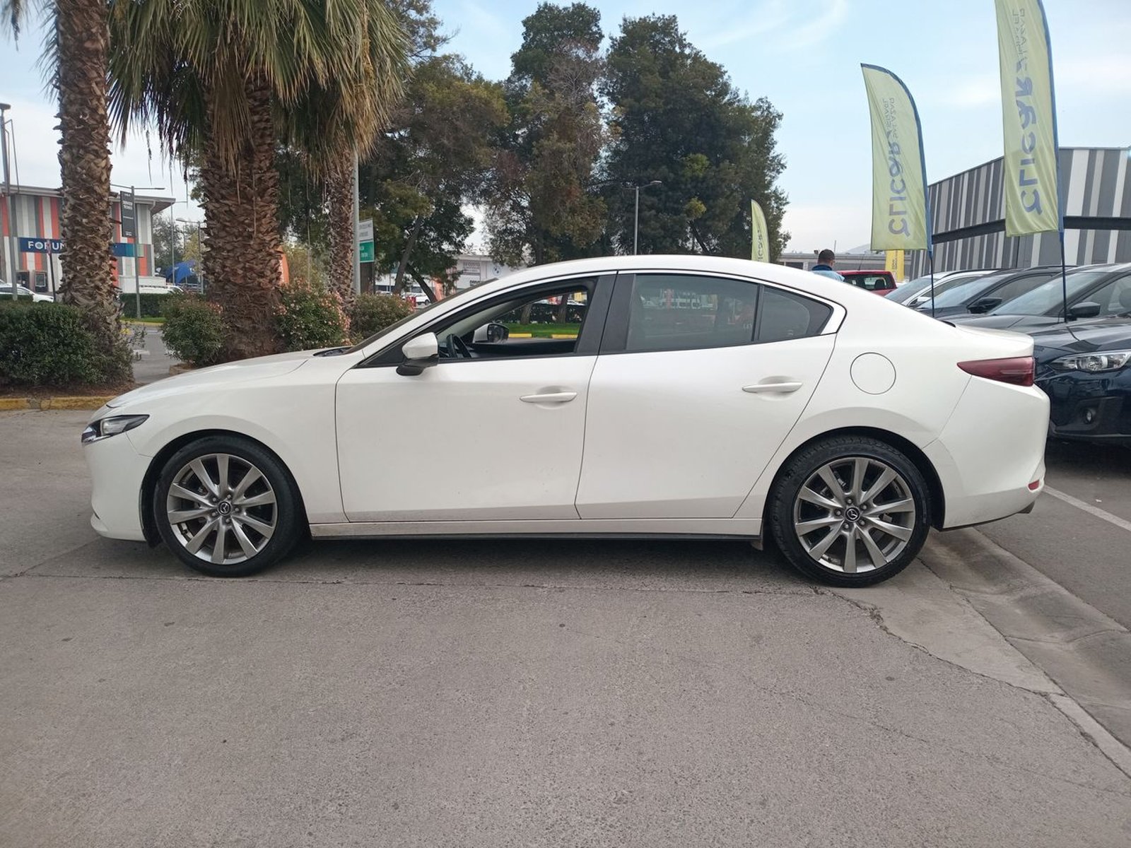 Mazda 3 2.0 V 4x2 Sdn 6mt 4p 2021 - Foto 4 de 8