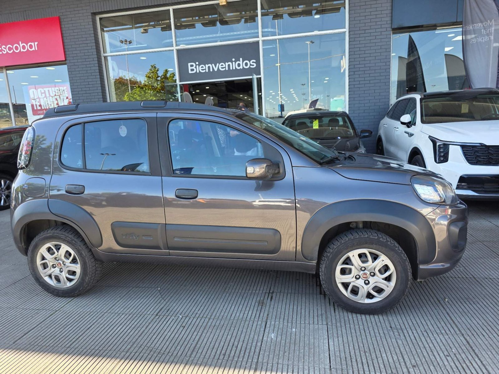 Fiat Uno 1.4 Way Evo Plus 4x2 Mt 5p 2021 - Foto 3 de 5