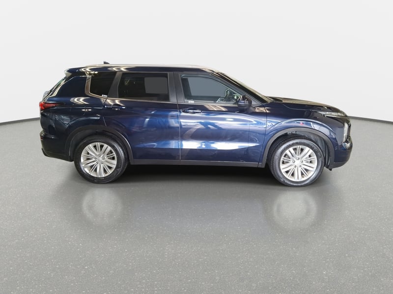 Mitsubishi Outlander 2.5 Gl P 4x2 At 5p 2024 - Imagen 8 de 8