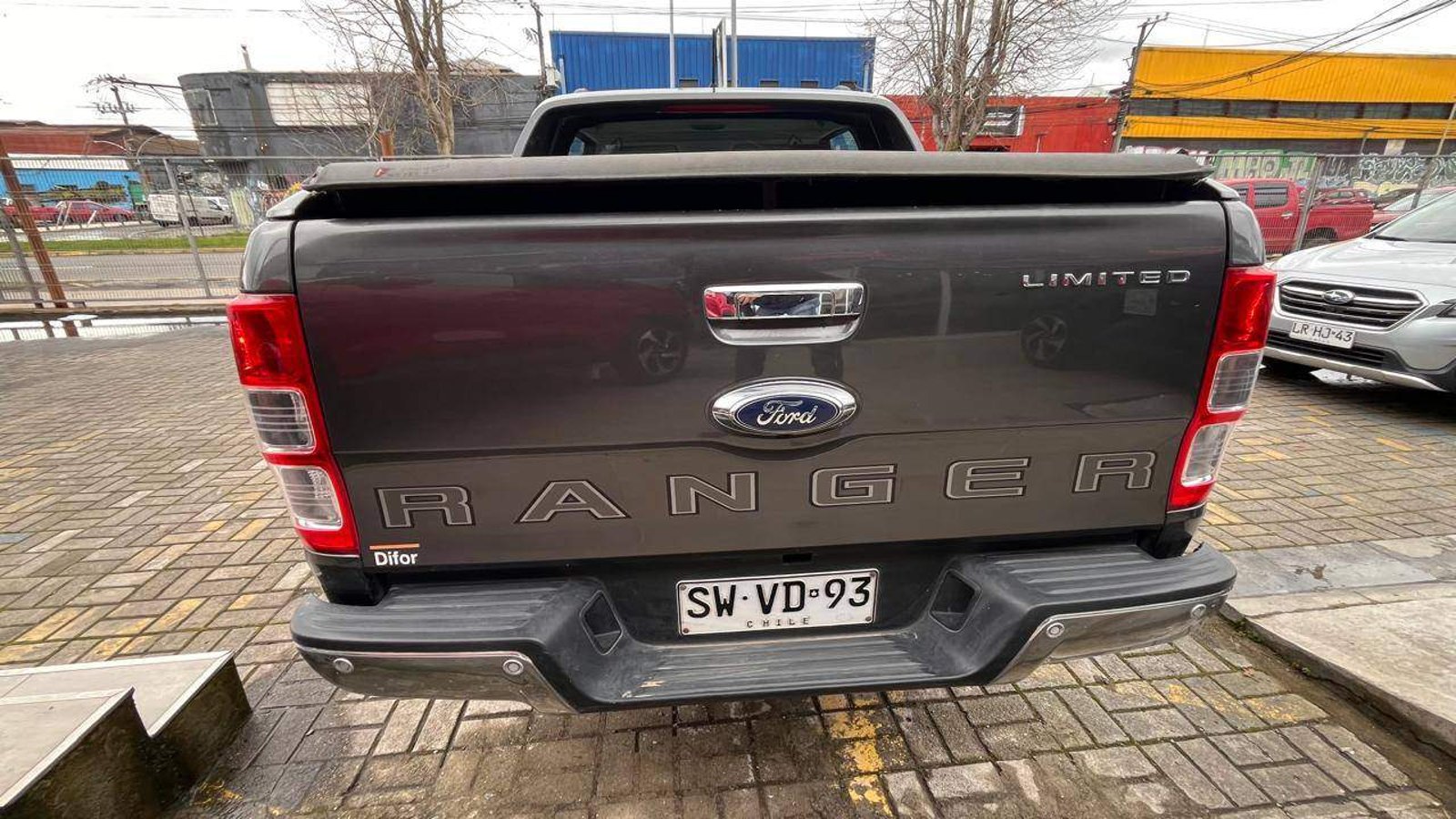 Ford Ranger 3.2 Ltd 4x4 Diesel Dob. Cab. At 4p 2023 - Imagen 5 de 5