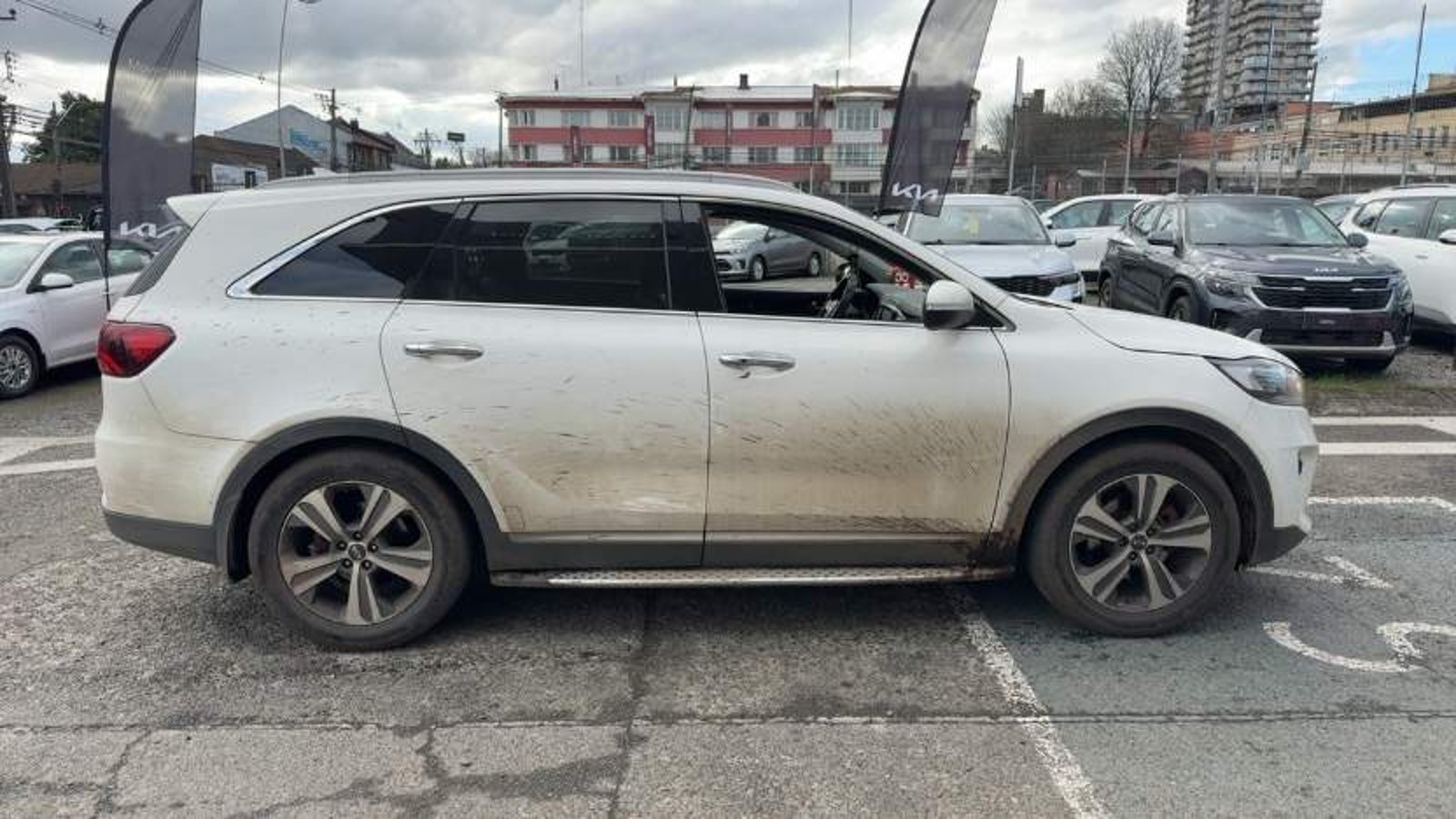 Kia Sorento 2.4 Gtl 2wd Special Pack At6 5p 2020 - Imagen 3 de 5