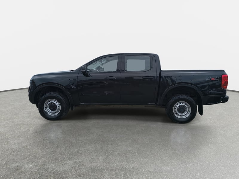 Ford Ranger 2.0 Xl Diesel 4x4 Dob. Cab. Mt 4p 2025 - Imagen 4 de 8