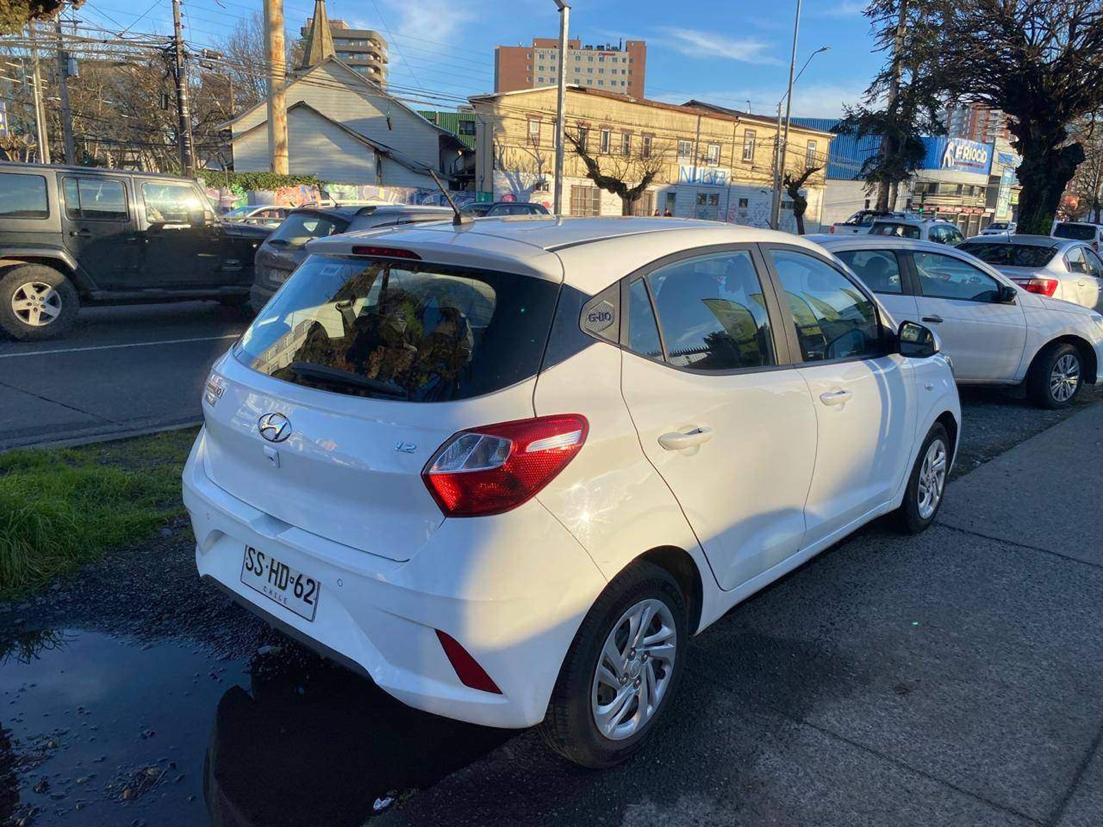 Hyundai Grand I10 1.2 Plus 4x2 Hb Mt 5p 2023 - Foto 3 de 4