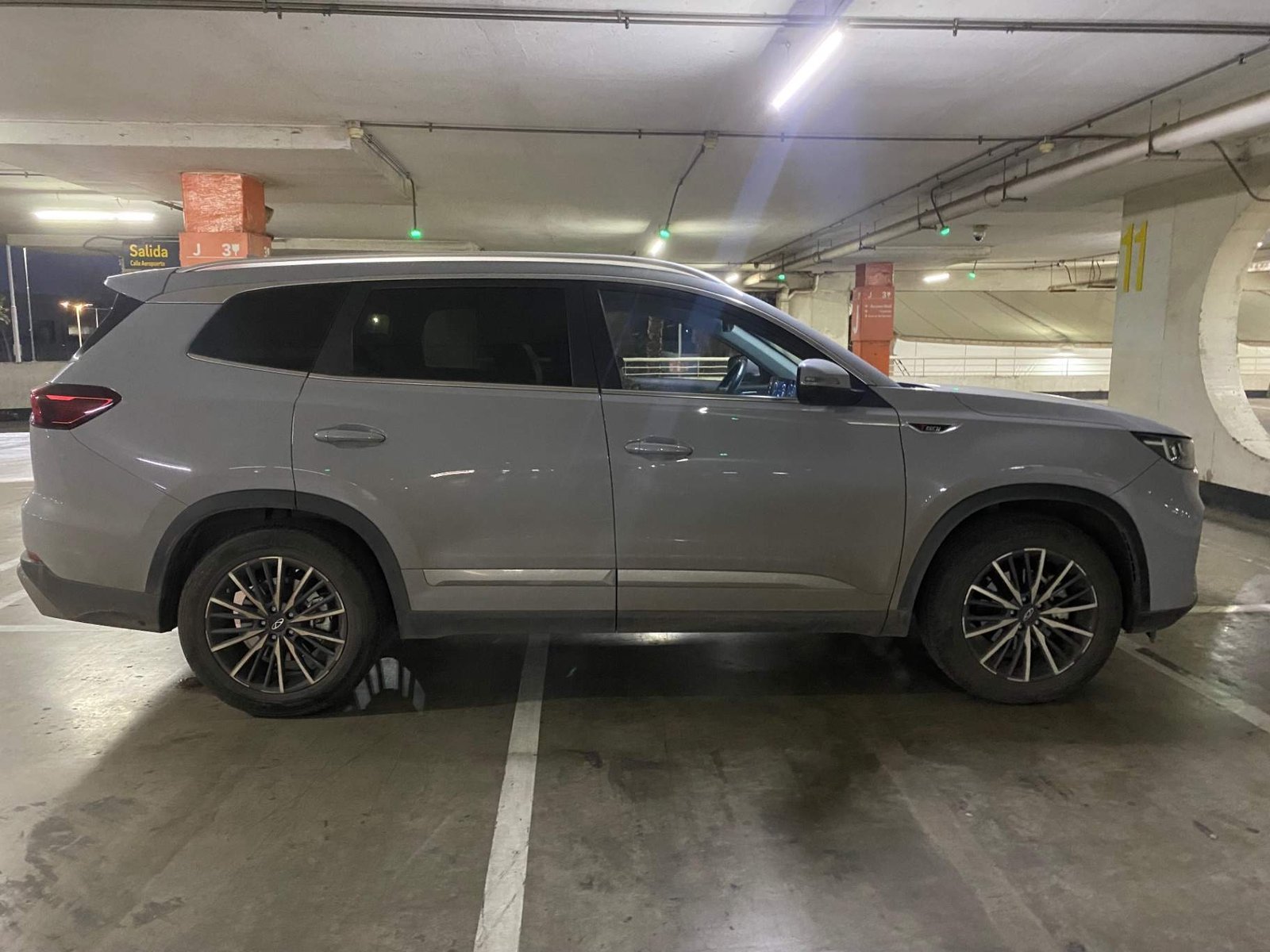 Chery Tiggo 8 Pro Max 1.6 Tgdi Glx 4x2 Euro5 Dct At 5p 2024 - Foto 3 de 5
