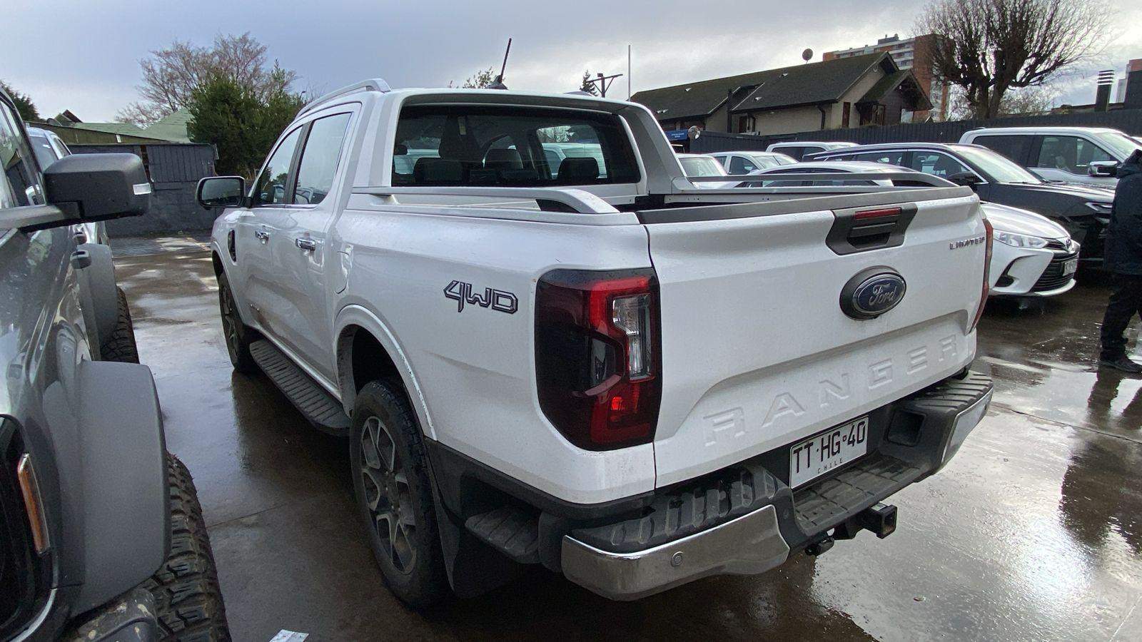 Ford Ranger 3.0 Ltd Diesel 4x4 Dob. Cab. At 4p 2025 - Imagen 7 de 8
