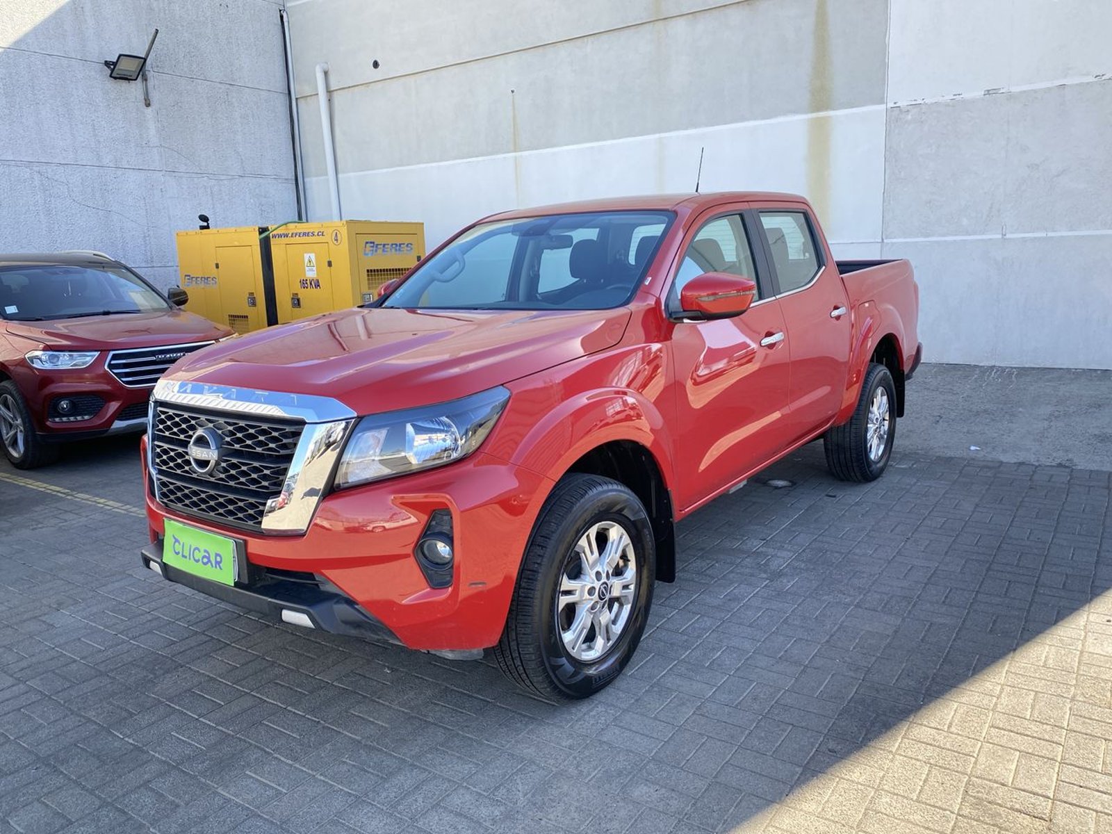 Nissan Navara 2.3d Xe Diesel 4x2 Dob.cab. Mt 4p 2024 - Imagen 3 de 8