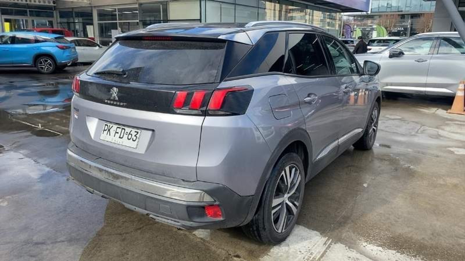 Peugeot 3008 1.5 Allure Bluehdi Diesel 4x2 130 Eat6 5p 2021 - Imagen 4 de 5