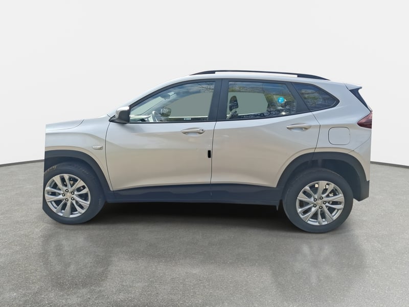 Chevrolet Tracker 1.2t Ltz P2 Fwd Mt 5p 2023 - Imagen 4 de 8