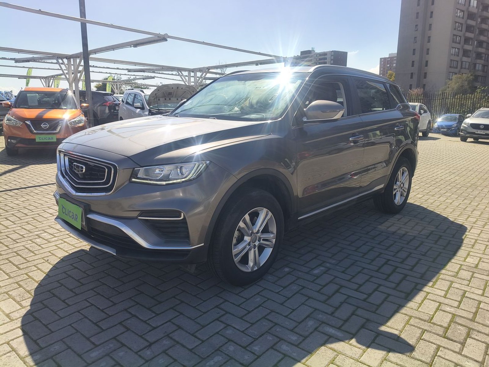 Geely Azkarra 1.5t Comfort 4x2 6at 5p 2022 - Imagen 3 de 8