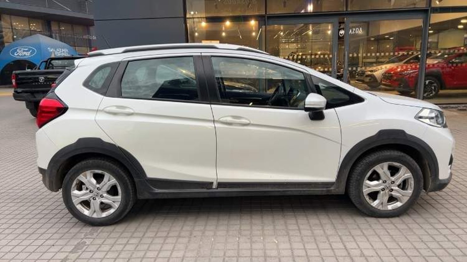 Honda Wr-v 1.5 Lx 4x2 Mt 5p 2019 - Imagen 3 de 5
