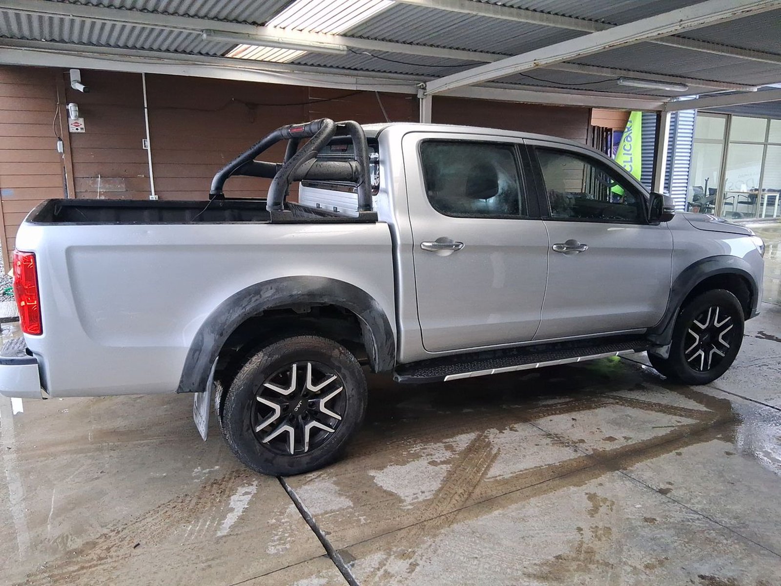 JAC T8 2.0 Comfort 4x4 Diesel Mt 4p 2023 - Imagen 7 de 8