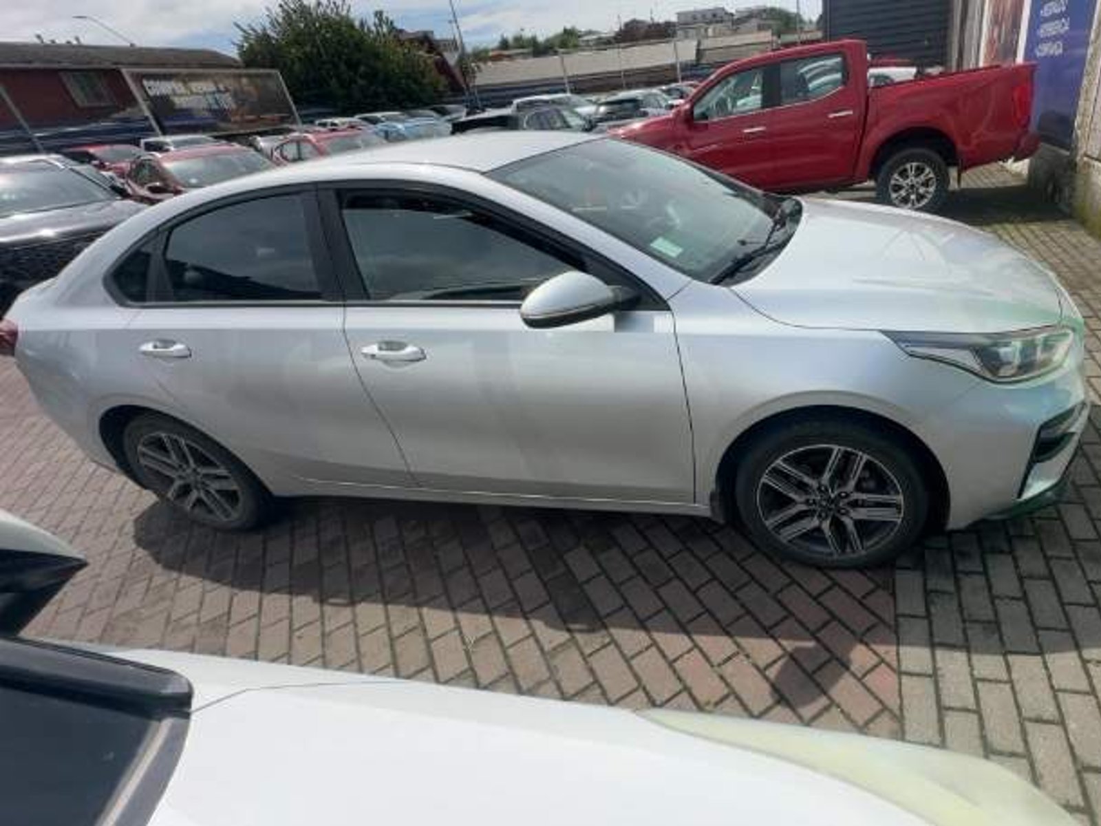 Kia Cerato 1.6 Ex Full 4x2 Ac 6mt 4p 2020 - Foto 3 de 5