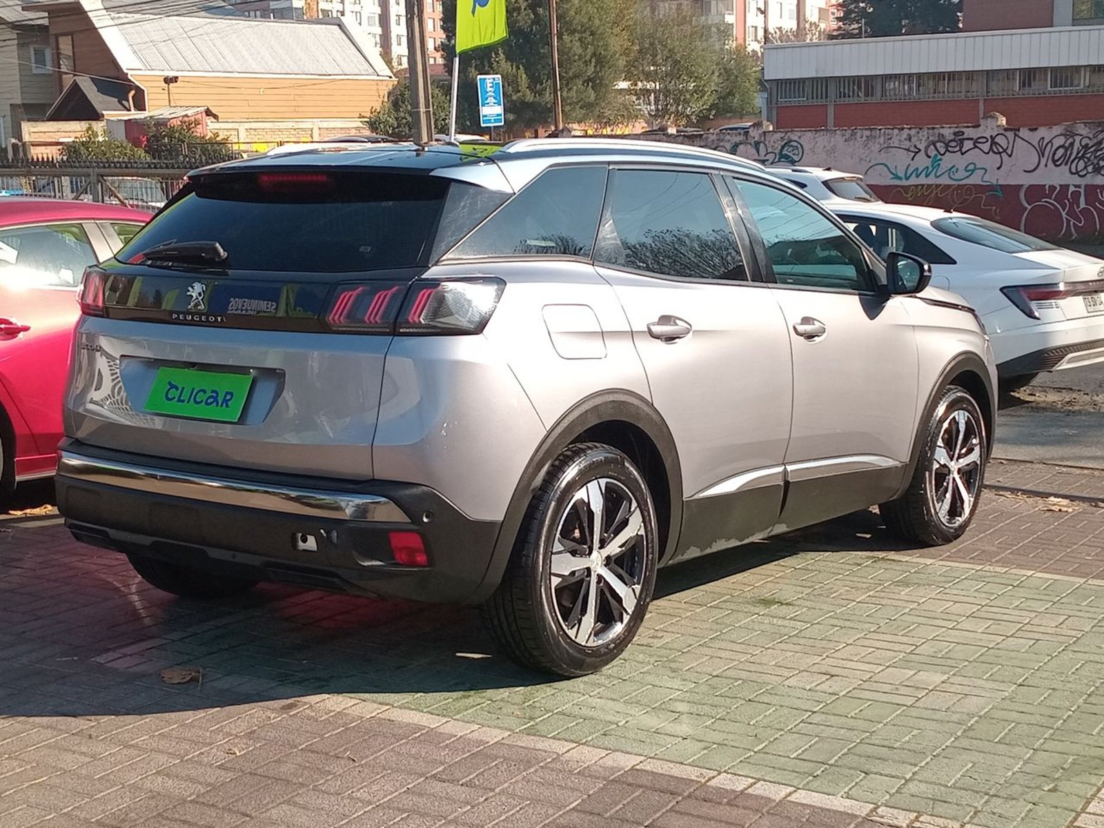 Peugeot 3008 1.5 Allure Pack Bluehdi 130 4x2 Eat8 5p 2024 - Imagen 7 de 8