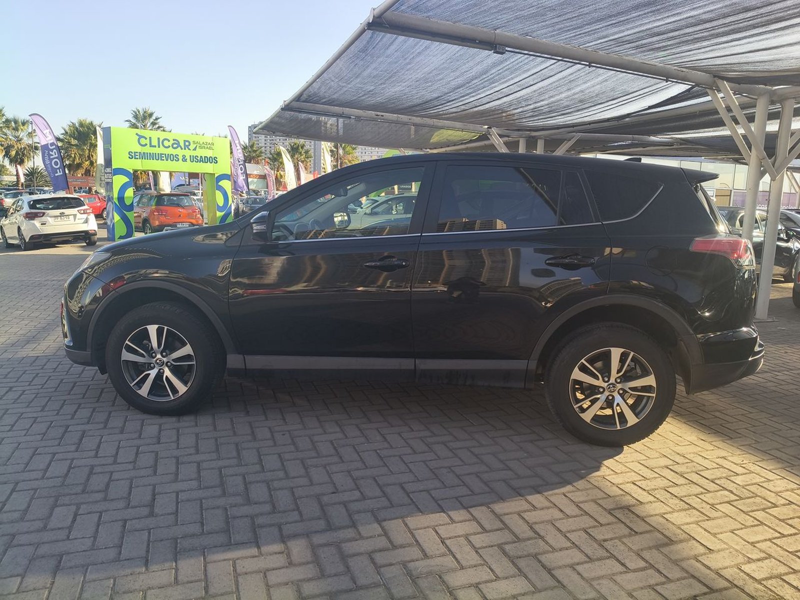 Toyota Rav 4 2.0 4x2 Super Lujo Cvt At 5p 2019 - Foto 4 de 8