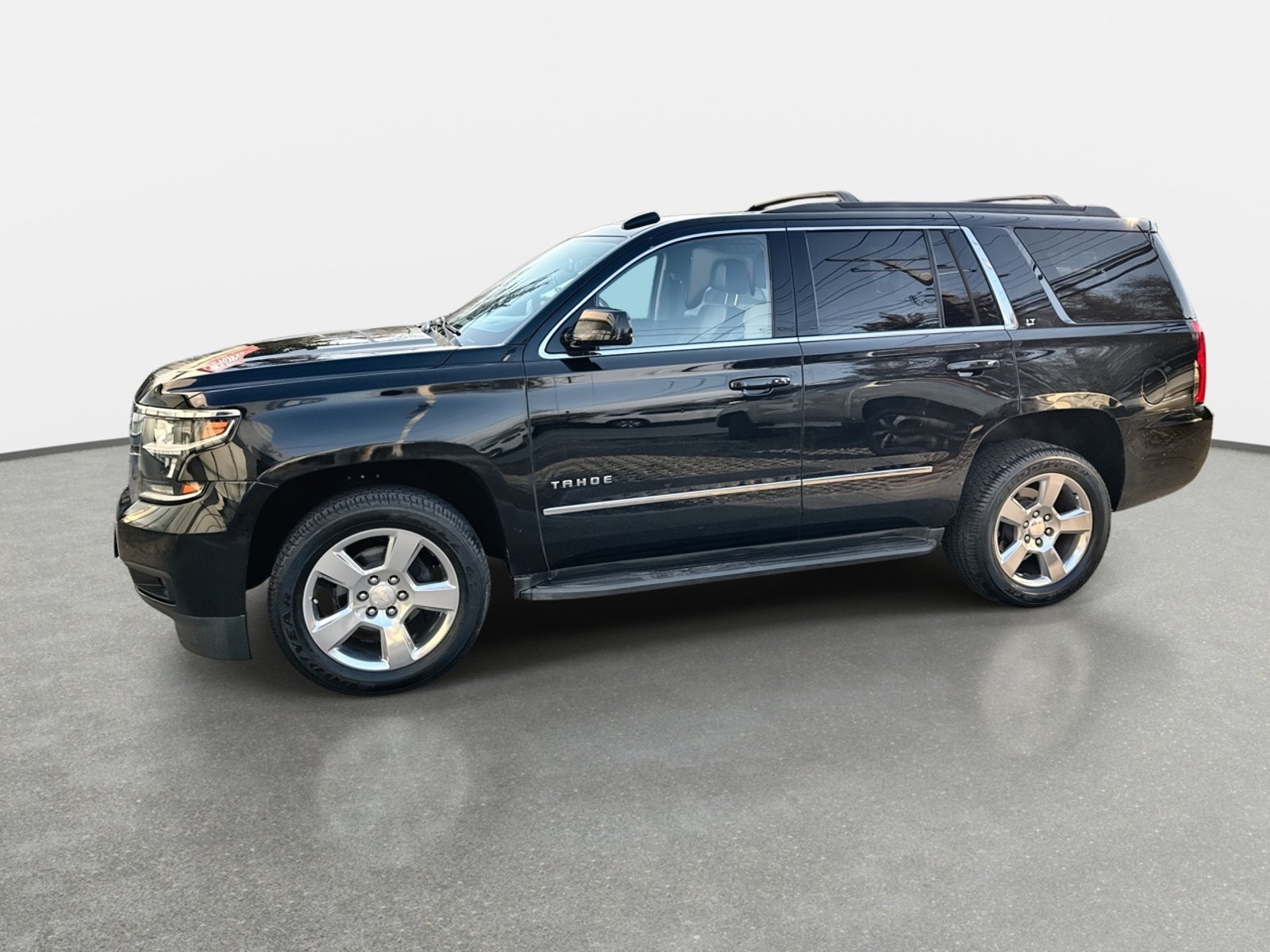 Chevrolet Tahoe 5.3 Lt 4x4 At 5p 2021 - Foto 4 de 8