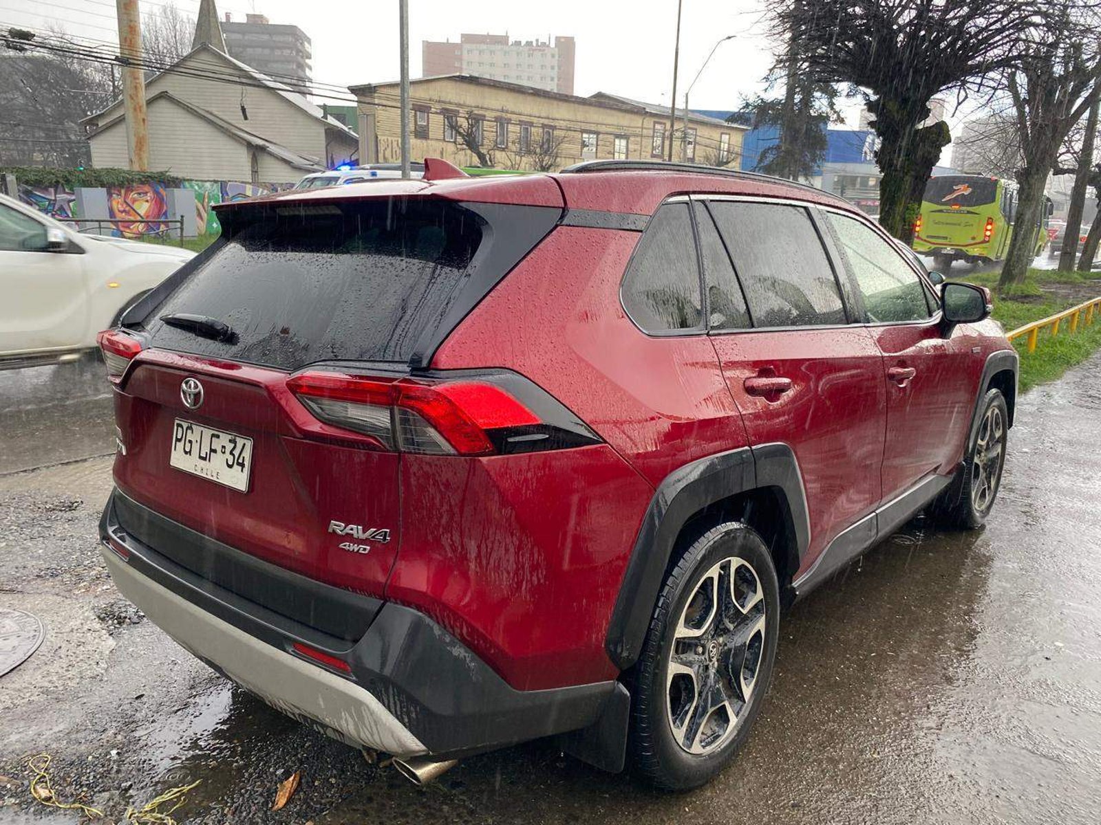 Toyota Rav 4 2.5 Adventure 4x4 At 5p 2020 - Imagen 3 de 4