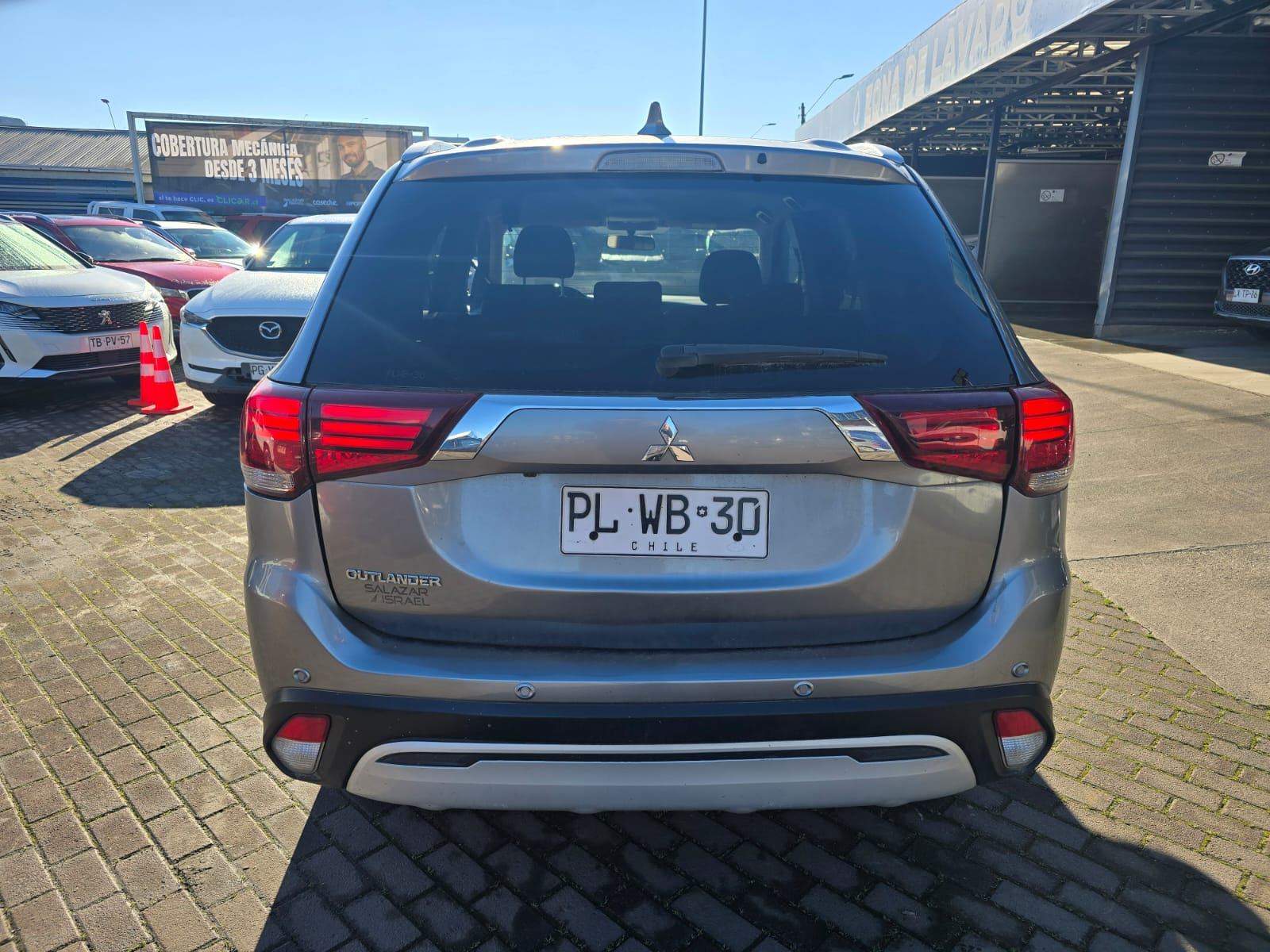 Mitsubishi Outlander 2.0 4x2 At 5p 2021 - Foto 5 de 8