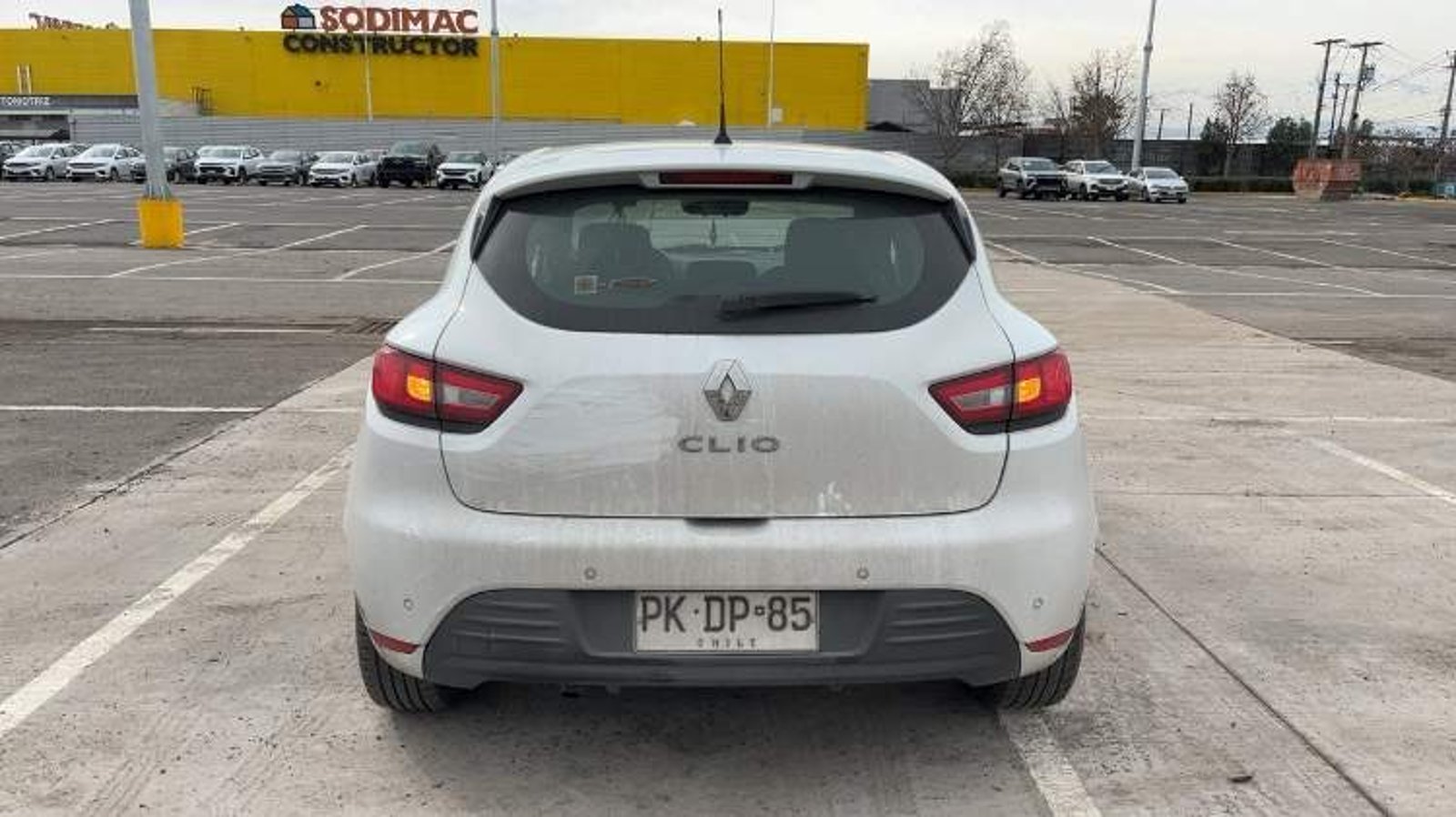Renault Clio 0.9t Expression 4x2 Hb Mt 5p 2021 - Imagen 5 de 5