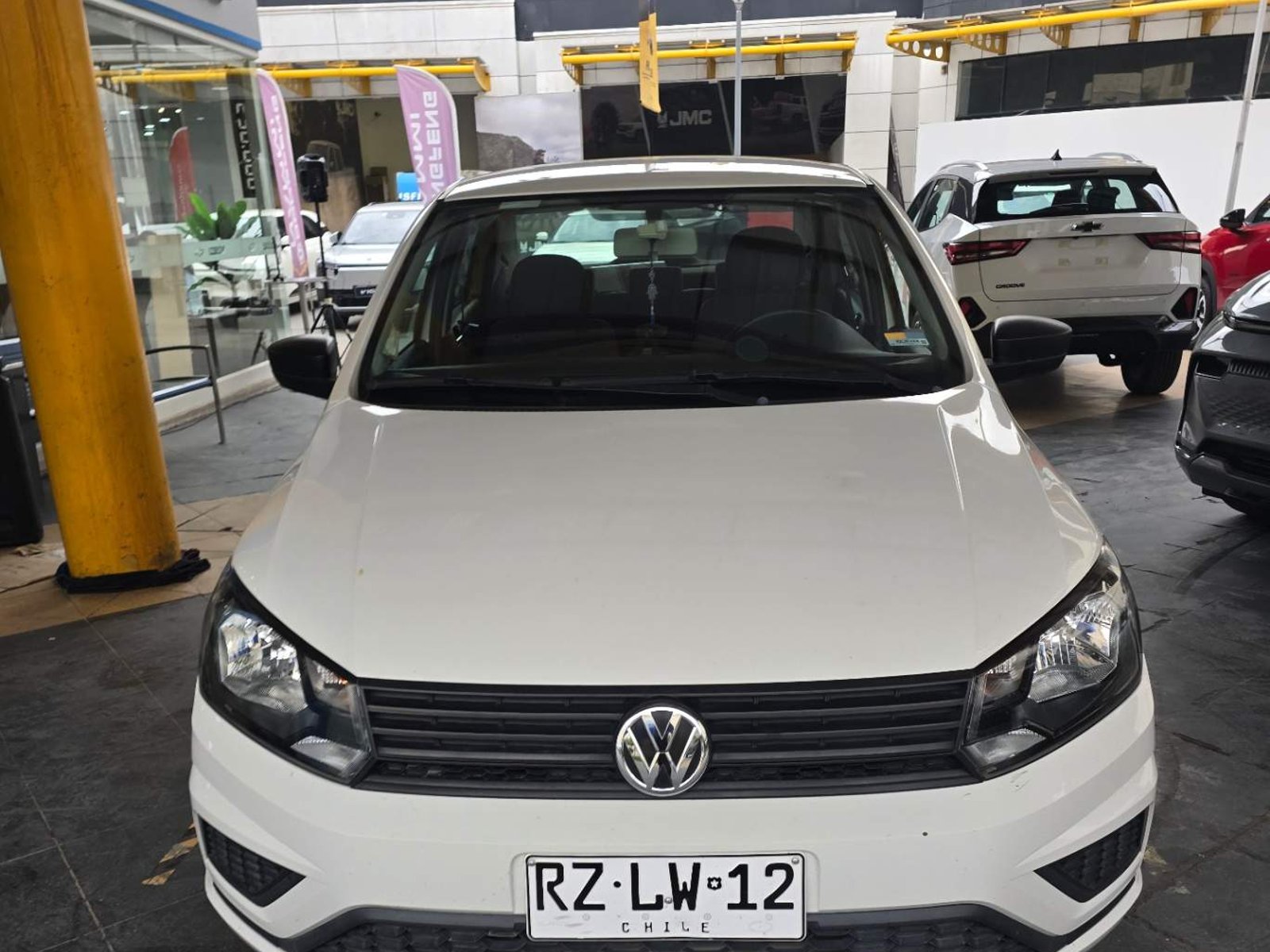 Volkswagen Voyage 1.6 Trendline 4x2 Ac 2ab Mt 4p 2022 - Foto 2 de 3