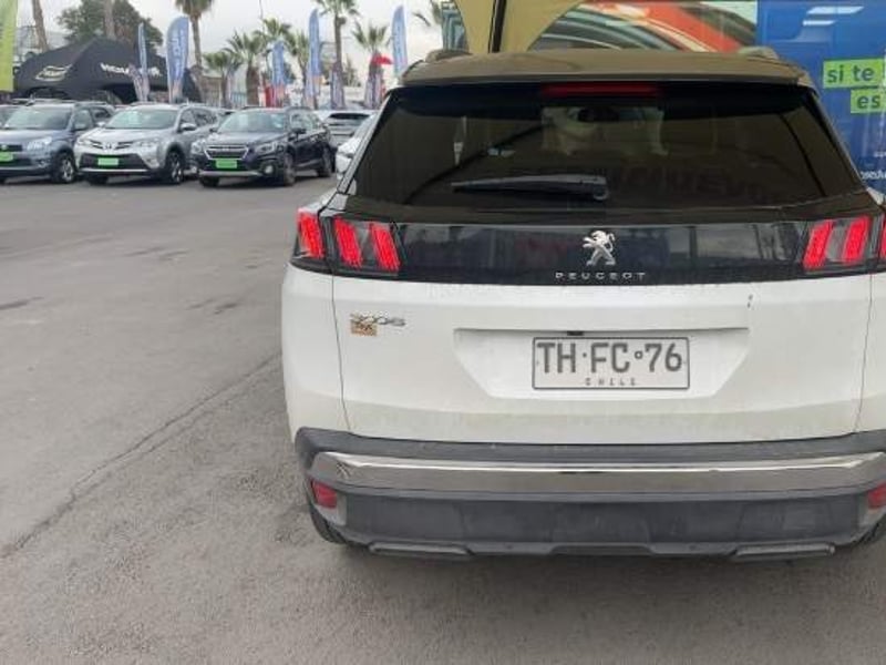 Peugeot 3008 1.5 Allure Pack Bluehdi 130 4x2 Eat8 5p 2024 - Imagen 4 de 4