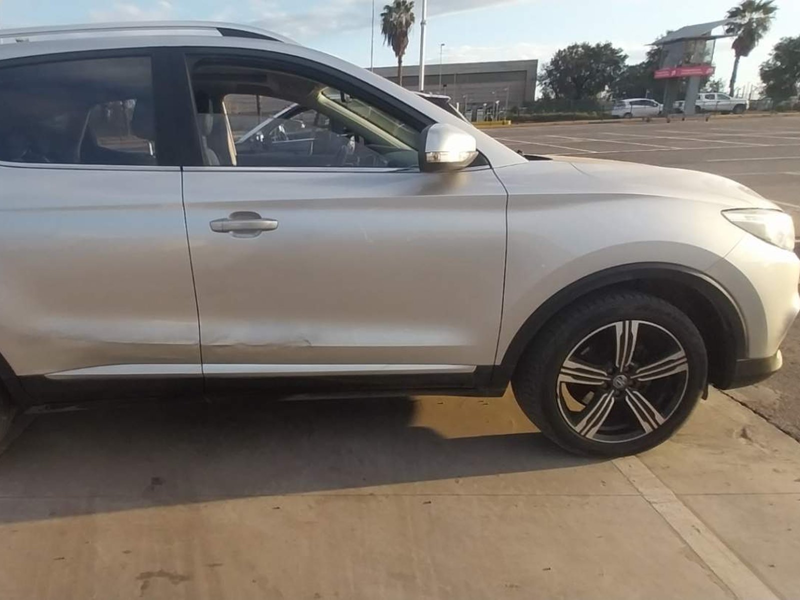 MG Mg Zs 1.5 Comfort 4x2 At 5p 2021 - Foto 3 de 5