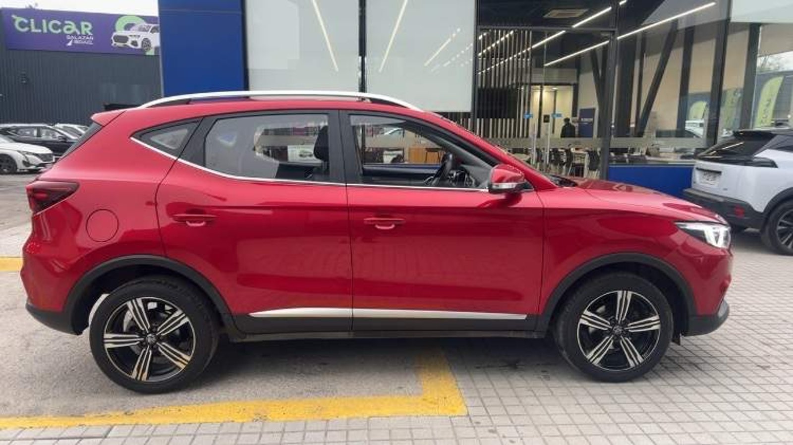 MG Mg Zs 1.5 Comfort 4x2 Mt 5p 2022 - Imagen 3 de 5