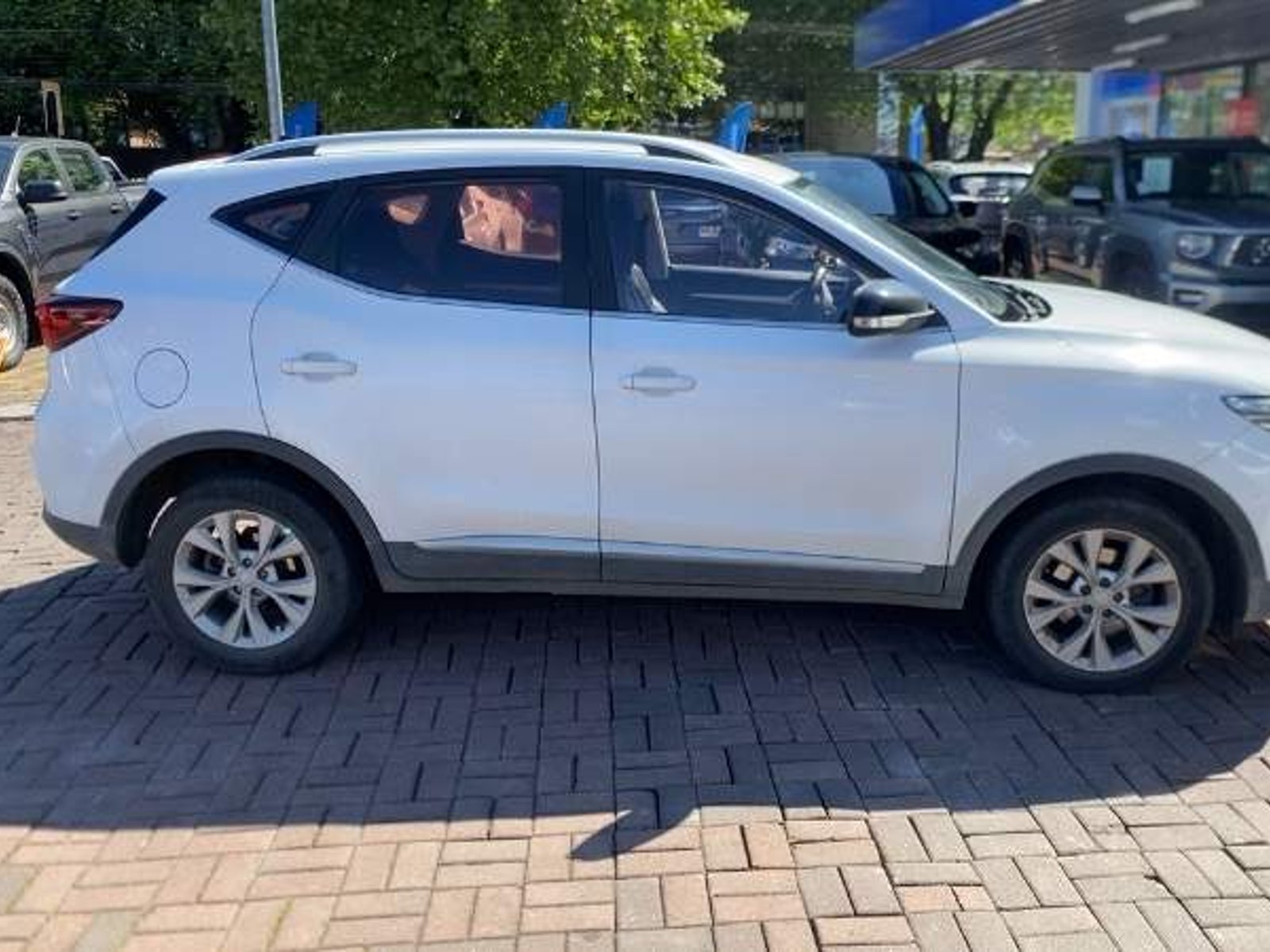 MG Mg Zs 1.5 Std 4x2 Mt 5p 2021 - Foto 3 de 5