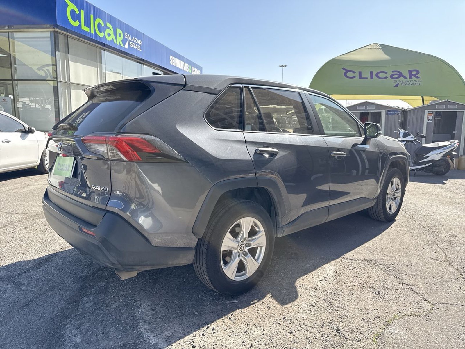 Toyota Rav 4 2.0 Le 4x2 Mt 5p 2021 - Imagen 7 de 8