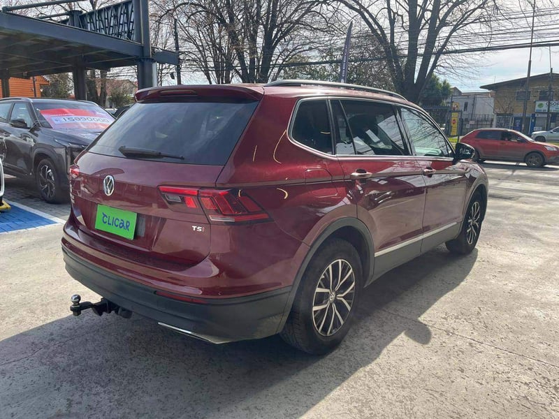 Volkswagen Tiguan 1.4 Tsi Comfortline 4x2 7pas At 5p 2019 - Imagen 4 de 5