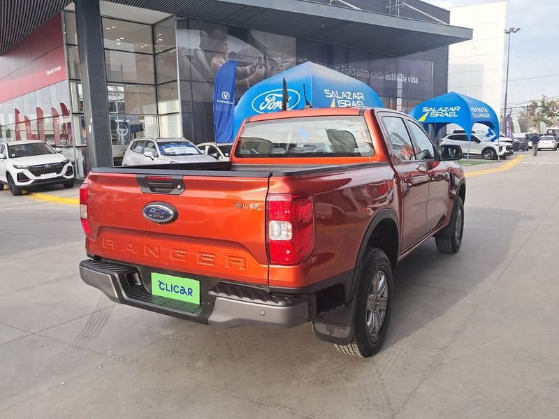 Ford Ranger 2.0 Xls Diesel 4x2 Dob. Cab. Mt 4p 2025 - Imagen 7 de 8