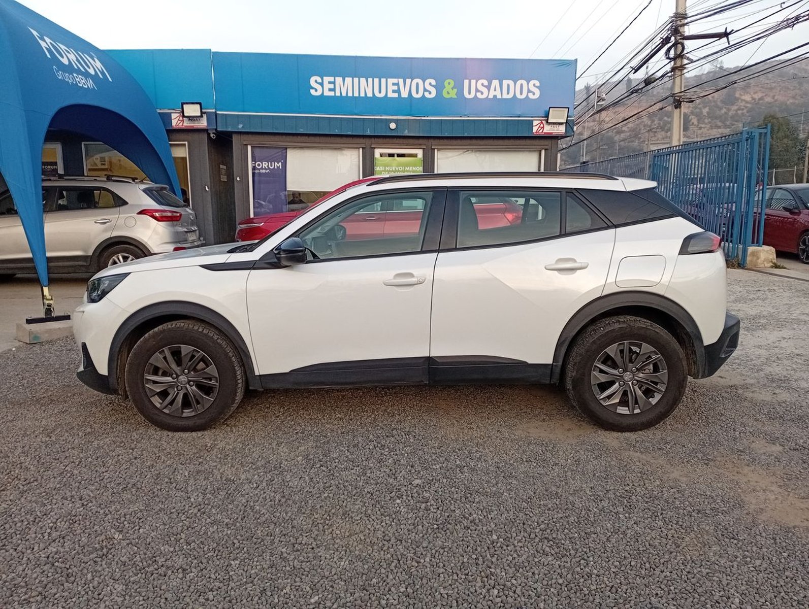 Peugeot 2008 1.2 Active Puretech 130 4x2 Mt 5p 2023 - Foto 4 de 8