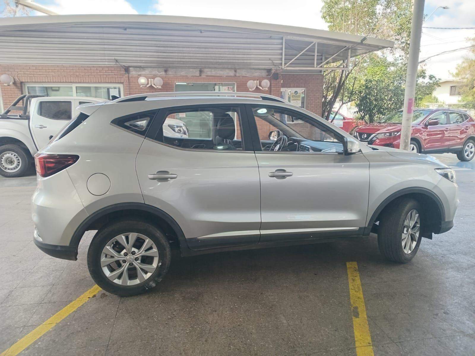 MG Mg Zs 1.5 Std 4x2 Mt 5p 2021 - Foto 3 de 5