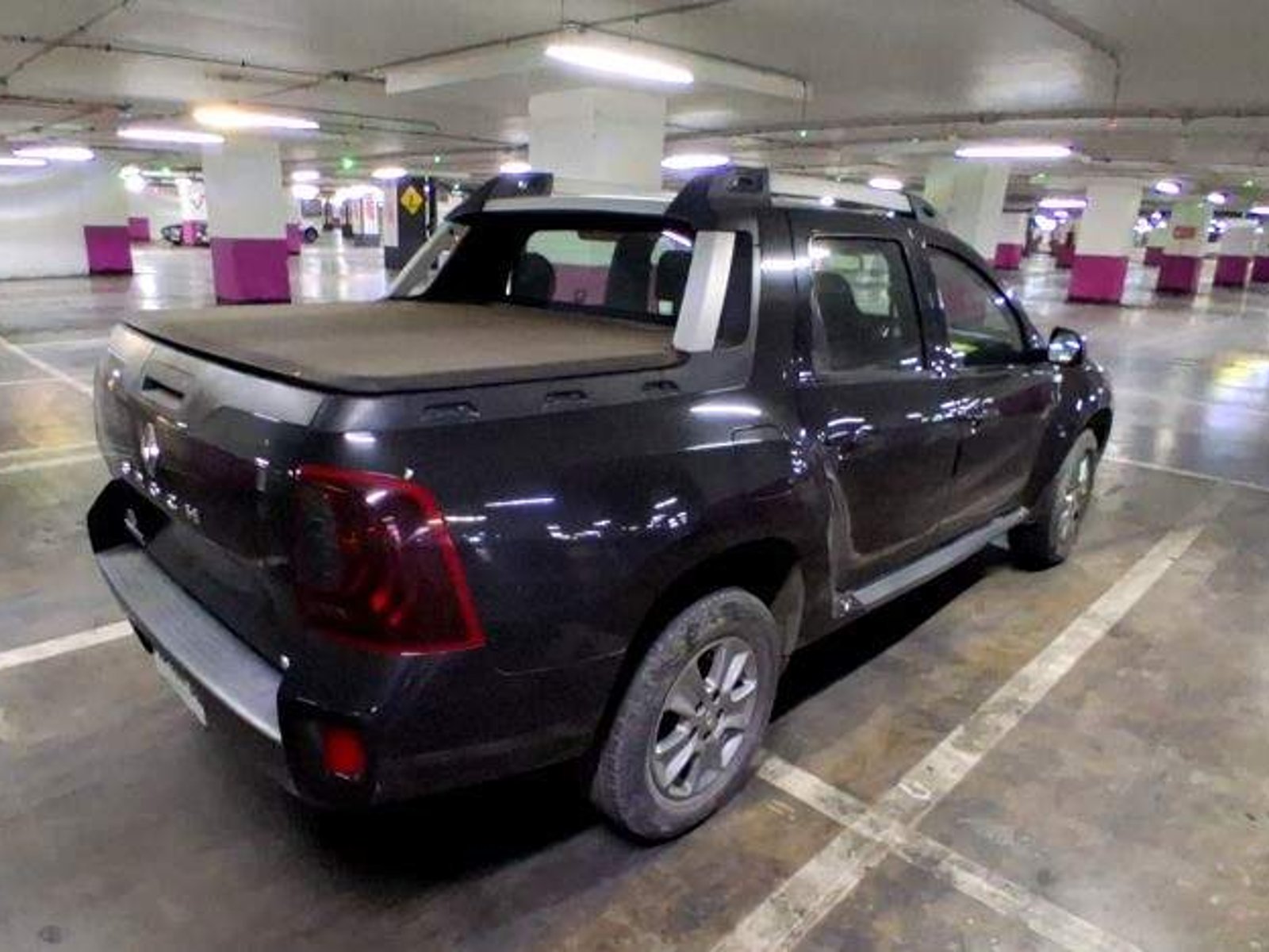 Renault Oroch 2.0 Intens 4x2 Dob. Cab. 6mt 4p 2019 - Foto 4 de 5