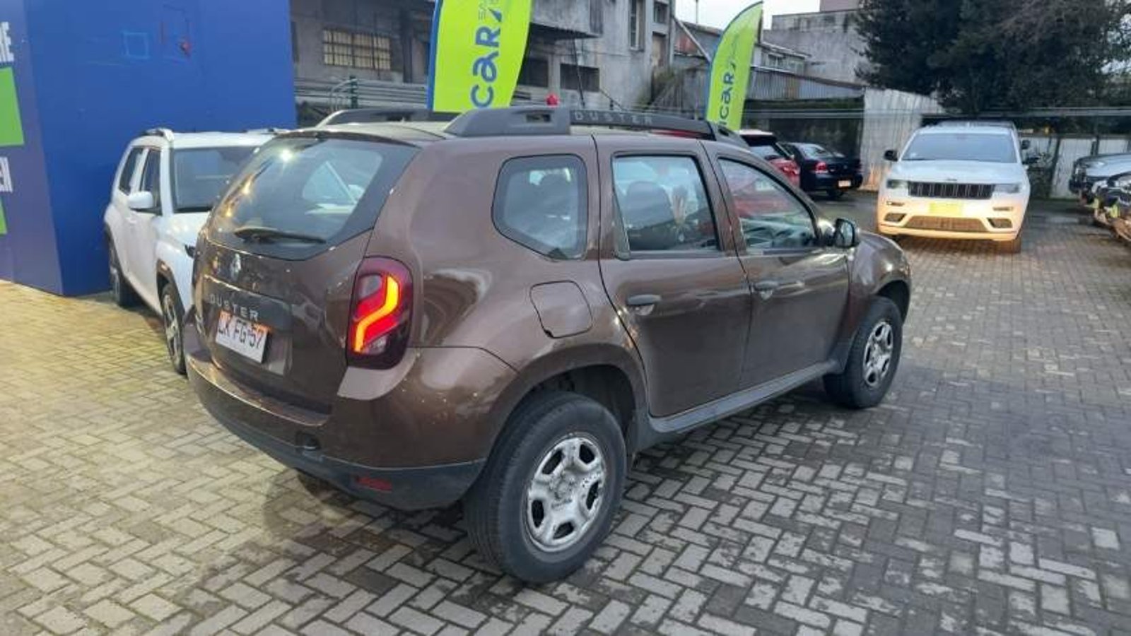 Renault Duster 1.6 Life 4x2 5mt 5p 2019 - Imagen 4 de 5