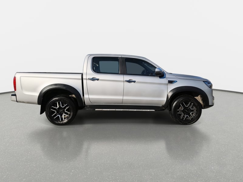 JAC T8 2.0 Luxury 4x4 Diesel Mt 4p 2023 - Imagen 8 de 8