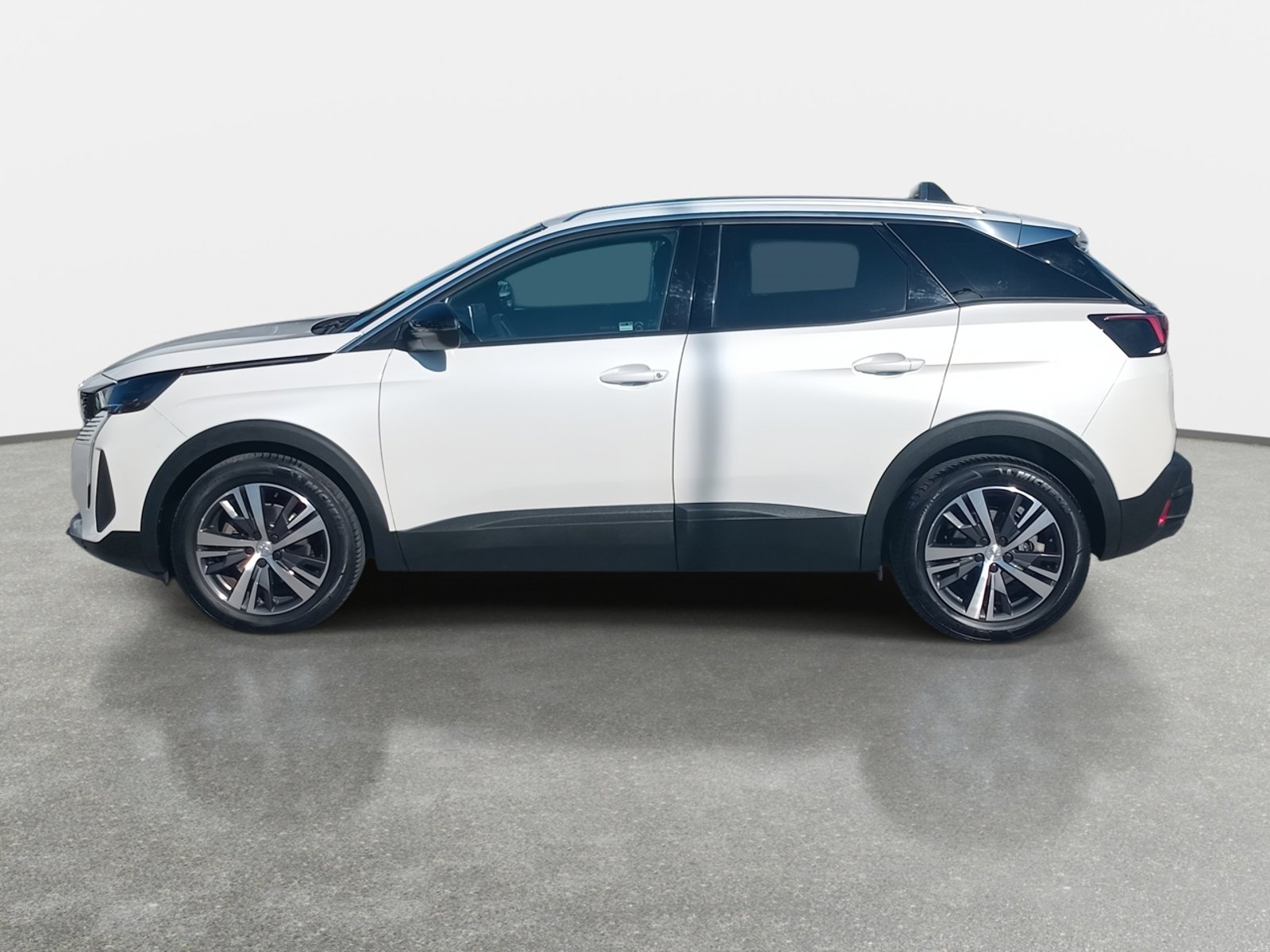 Peugeot 3008 1.2 Active Pack Puretech 130 4x2 Mt6 5p 2024 - Foto 4 de 8