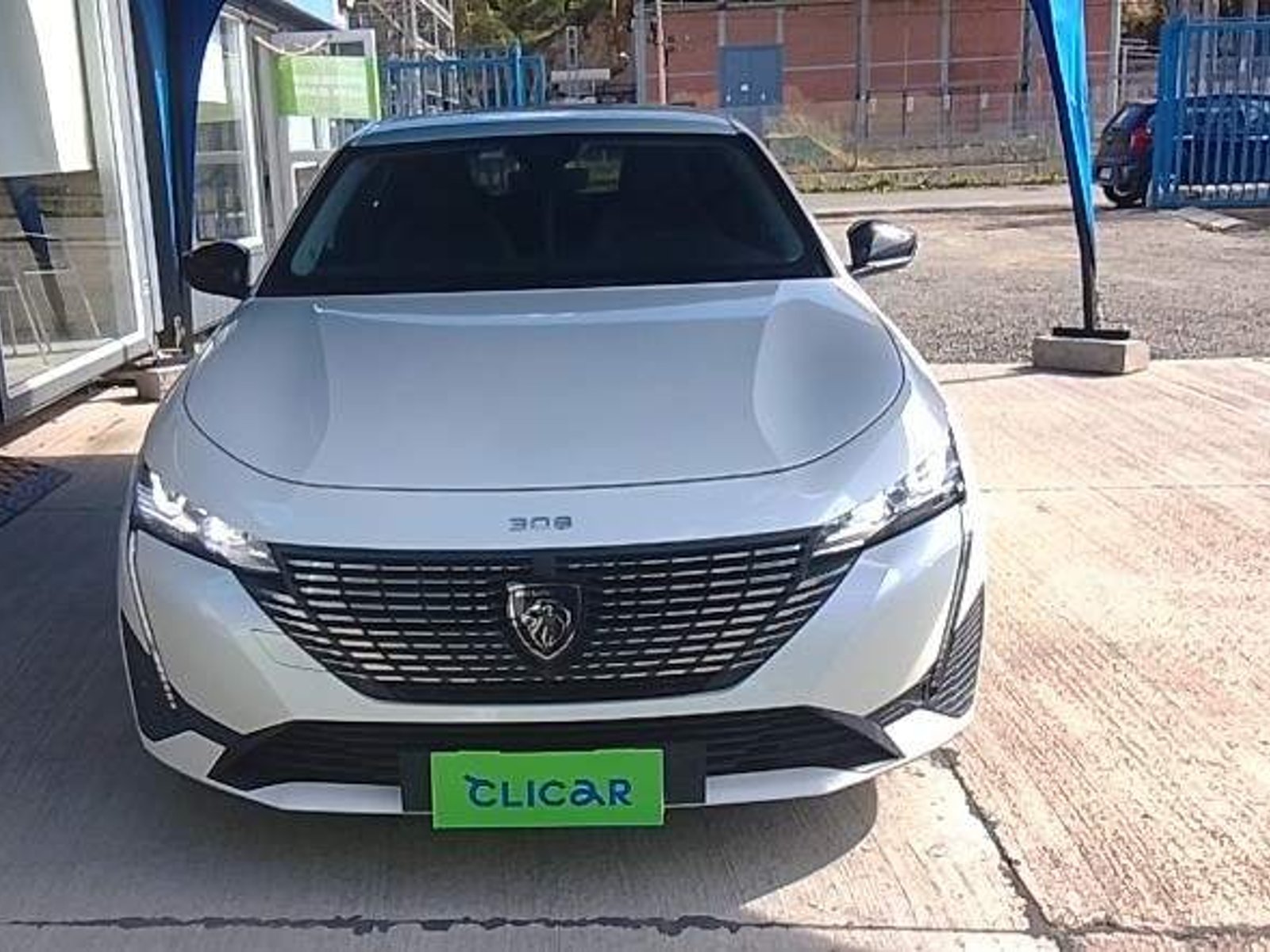 Peugeot 308 1.2 Allure Pack Puretech 130 4x2 Eat8 5p 2023 - Foto 2 de 5