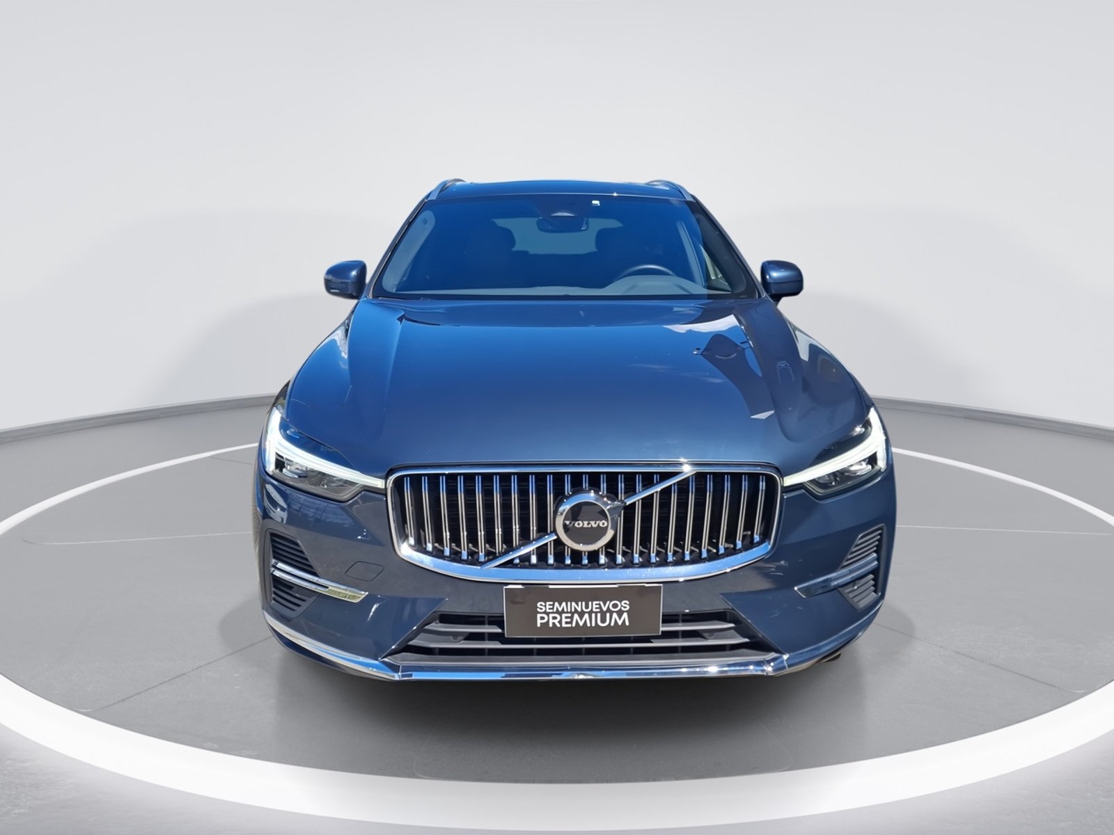 Volvo Xc60 2.0 T8 Recharge Plus Hybrid Awd At 5p 2026 - Foto 2 de 8