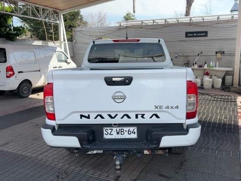 Nissan Navara 2.3d Xe Diesel 4x4 Dob.cab. At 4p 2023 - Imagen 5 de 5