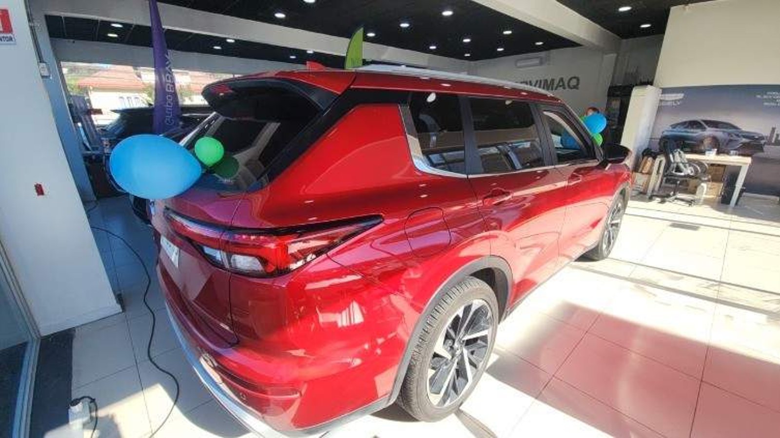 Mitsubishi Outlander 2.5 Gls P 4x4 At 5p 2025 - Imagen 4 de 5