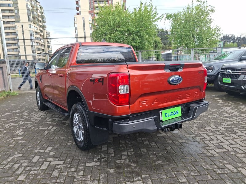 Ford Ranger 2.0 Xls Diesel 4x4 Dob. Cab. Mt 4p 2024 - Imagen 5 de 8