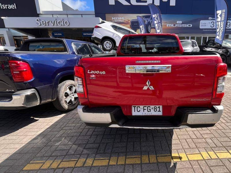 Mitsubishi L200 2.4 Katana Crt Diesel Dob. Cab. 4x4 Euro6 Mt 4p 2024 - Imagen 5 de 5