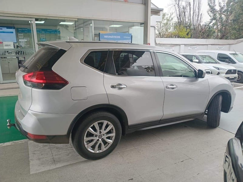 Nissan X-trail 2.5 Sense 4x2 2row Cvt At 5p 2023 - Imagen 3 de 5