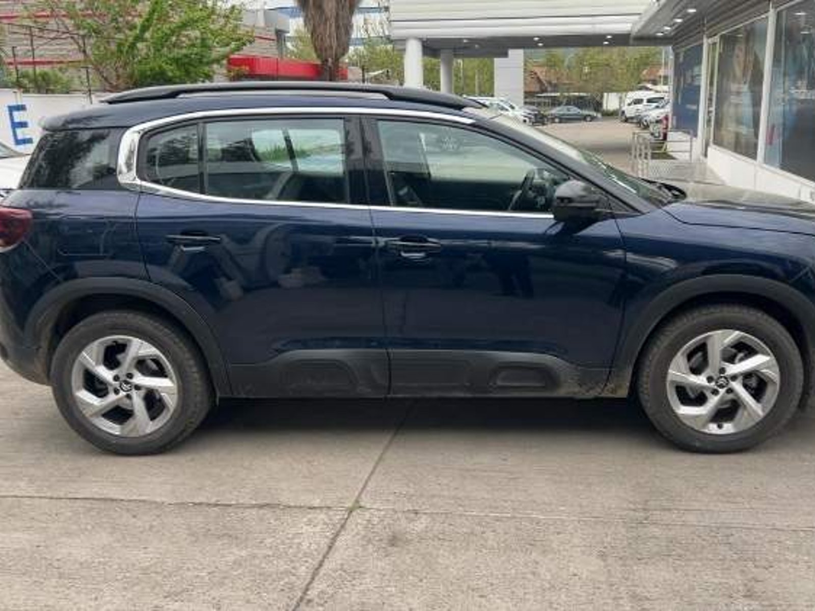 Citroën C5 Aircross 1.5 Feel Diesel 4x2 130 Ss Eat8 At 5p 2025 - Foto 3 de 5