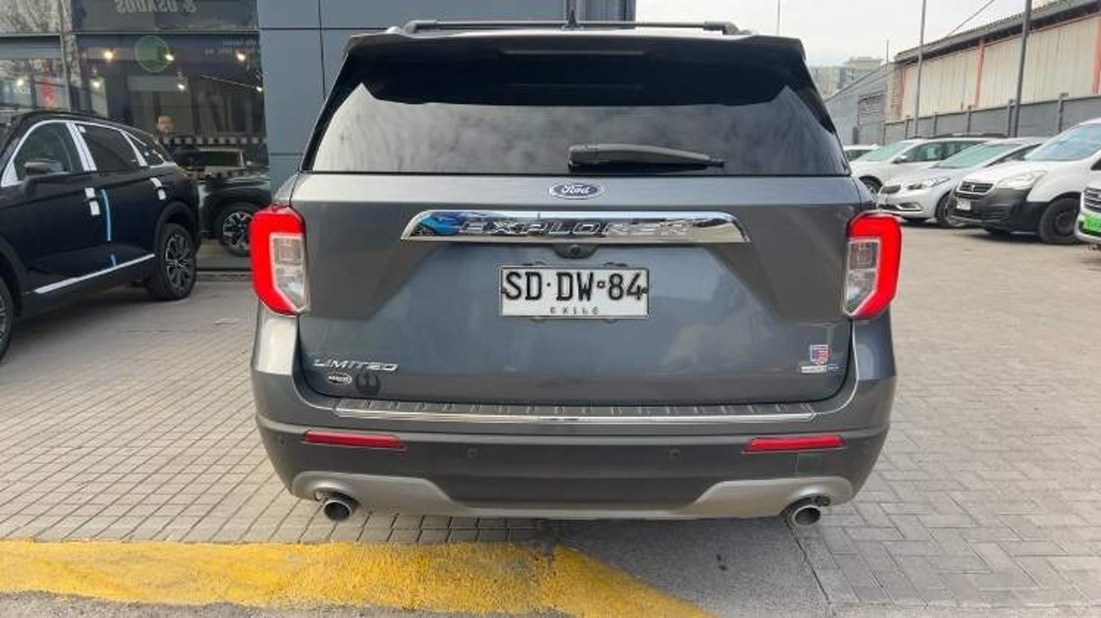 Ford Explorer 2.3 Ecoboost Limited 4x4 At 5p 2022 - Foto 5 de 8